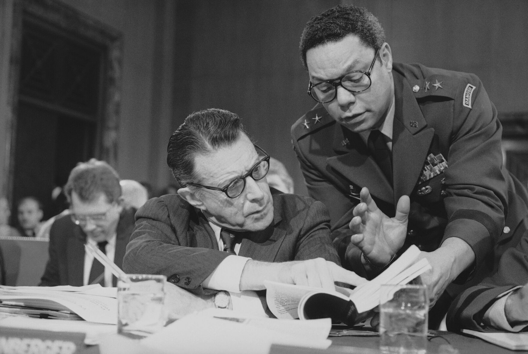 Casper Weinberger, Colin Powell